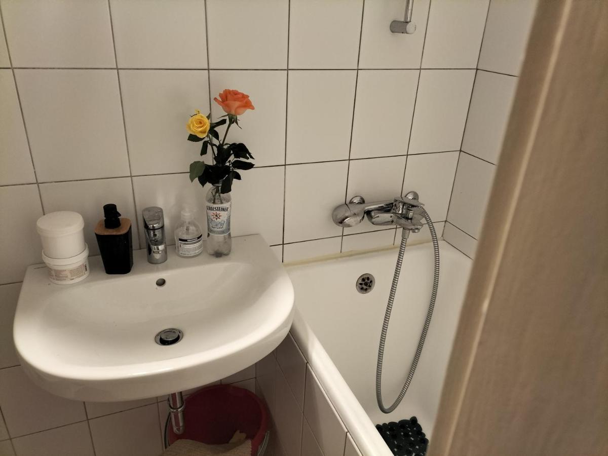 Ein Offenes Kompetentes Ohr Кьолн Екстериор снимка